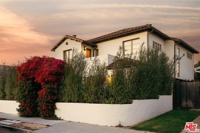 Beach Home Active Under Contract in Venice, California
