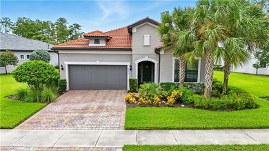 Beach Home For Sale in Naples, Florida