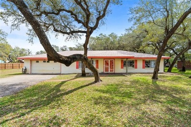 Beach Home For Sale in Rockport, Texas