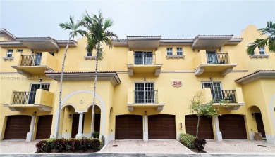 Beach Townhome/Townhouse For Sale in Fort Lauderdale, Florida