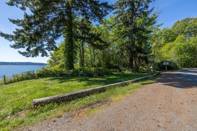 Beach Lot For Sale in Gig Harbor, Washington