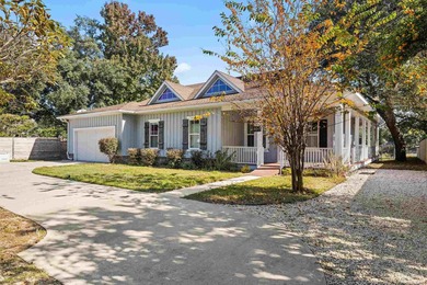 Beach Home For Sale in Gulf Breeze, Florida