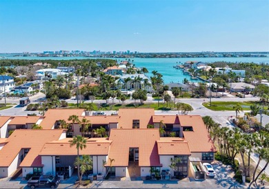 Beach Condo For Sale in Sarasota, Florida