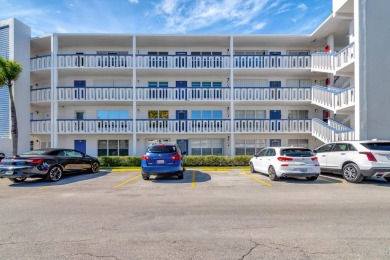 Beach Condo For Sale in West Palm Beach, Florida