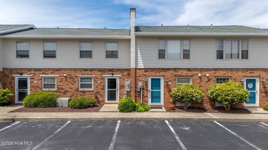 Beach Condo For Sale in Pine Knoll Shores, North Carolina