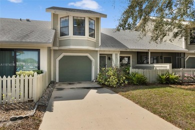 Beach Townhome/Townhouse For Sale in Port Saint Lucie, Florida