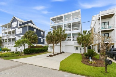 Beach Townhome/Townhouse Active Under Contract in Carolina Beach, North Carolina