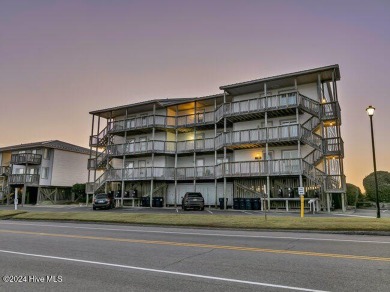 Beach Condo For Sale in Holly Ridge, North Carolina