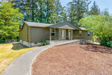 Beach Home For Sale in Seaside, Oregon