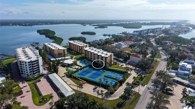 Beach Condo For Sale in Sarasota, Florida