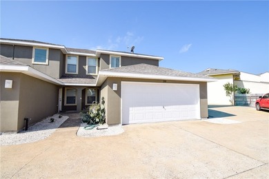 Beach Townhome/Townhouse For Sale in Corpus Christi, Texas
