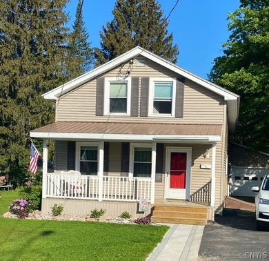 Beach Home Active Under Contract in Pulaski, New York