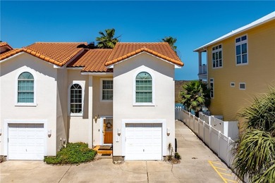 Beach Townhome/Townhouse For Sale in Corpus Christi, Texas