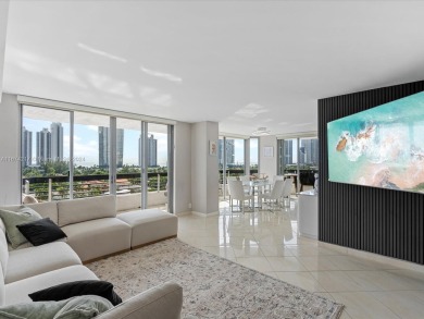 Beach Condo For Sale in Aventura, Florida