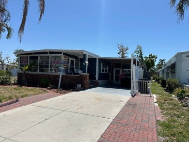Beach Home For Sale in Venice, Florida