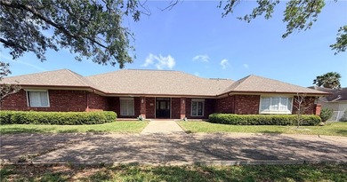 Beach Home For Sale in Corpus Christi, Texas