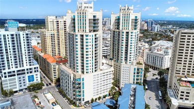 Beach Condo For Sale in Miami, Florida