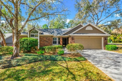 Beach Home For Sale in Palm Harbor, Florida