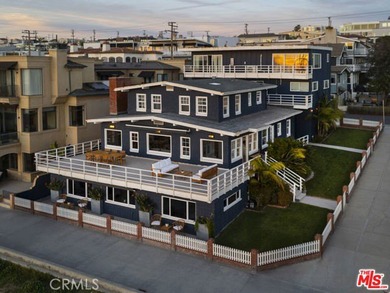 Beach Townhome/Townhouse For Sale in Manhattan Beach, California