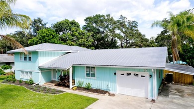 Beach Home Sale Pending in Bradenton, Florida