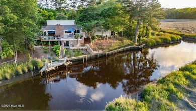 Beach Home For Sale in Newport, North Carolina