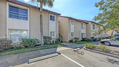 Beach Condo Sale Pending in Sarasota, Florida