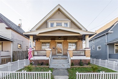 Beach Home For Sale in Cleveland, Ohio