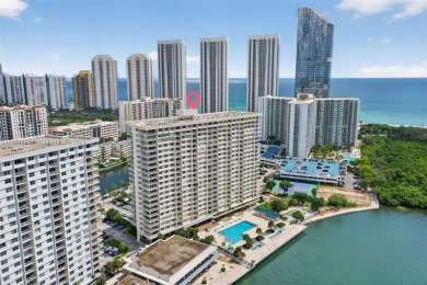 Beach Condo For Sale in Sunny Isles Beach, Florida