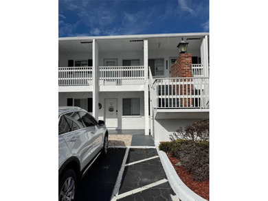 Beach Condo Sale Pending in Bradenton, Florida