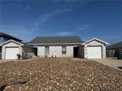 Beach Home For Sale in Corpus Christi, Texas
