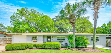 Beach Home For Sale in Fort Walton Beach, Florida