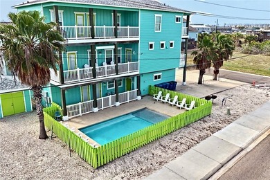 Beach Home For Sale in Port Aransas, Texas