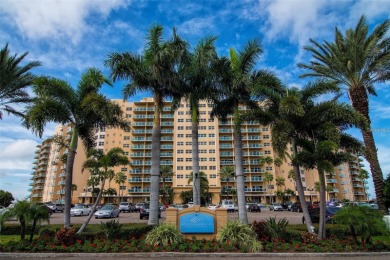 Beach Condo For Sale in Clearwater Beach, Florida