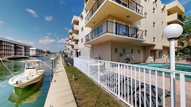 Beach Condo For Sale in North Miami Beach, Florida