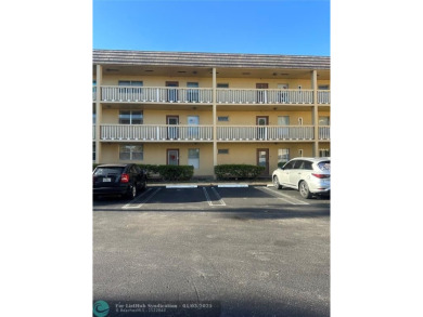 Beach Condo Sale Pending in Fort Lauderdale, Florida