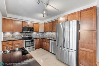 Beach Condo For Sale in Pompano Beach, Florida