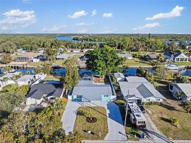 Beach Home For Sale in Fort Myers, Florida