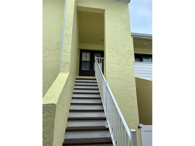 Beach Condo For Sale in Indian Rocks Beach, Florida