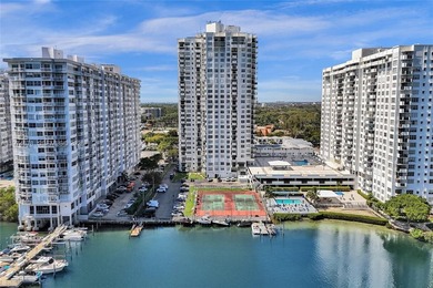 Beach Condo For Sale in Aventura, Florida