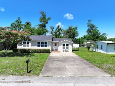 Beach Home Sale Pending in Panama City, Florida