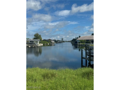 Beach Lot For Sale in Cape Coral, Florida