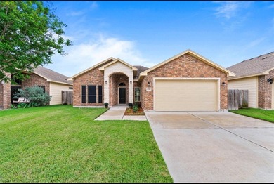 Beach Home For Sale in Corpus Christi, Texas