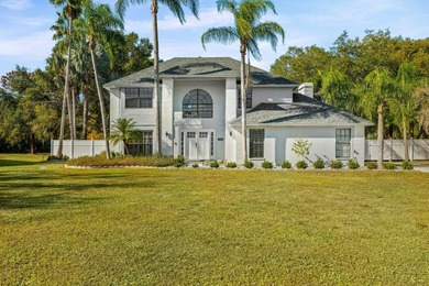 Beach Home Sale Pending in Bradenton, Florida