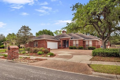 Beach Home Sale Pending in Corpus Christi, Texas