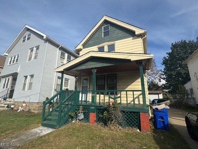 Beach Home For Sale in Cleveland, Ohio