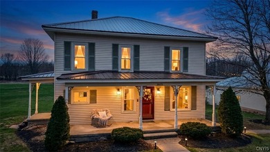 Beach Home For Sale in Sandy Creek, New York
