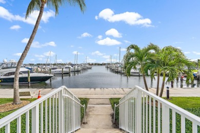 Beach Condo For Sale in Lantana, Florida