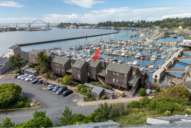 Beach Condo For Sale in Newport, Oregon