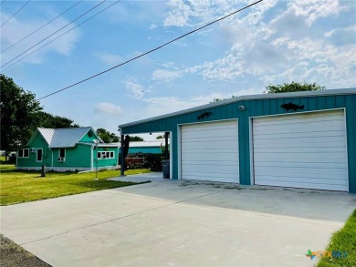 Beach Home For Sale in Seadrift, Texas