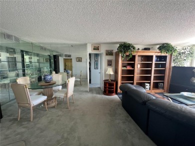 Beach Condo For Sale in Aventura, Florida